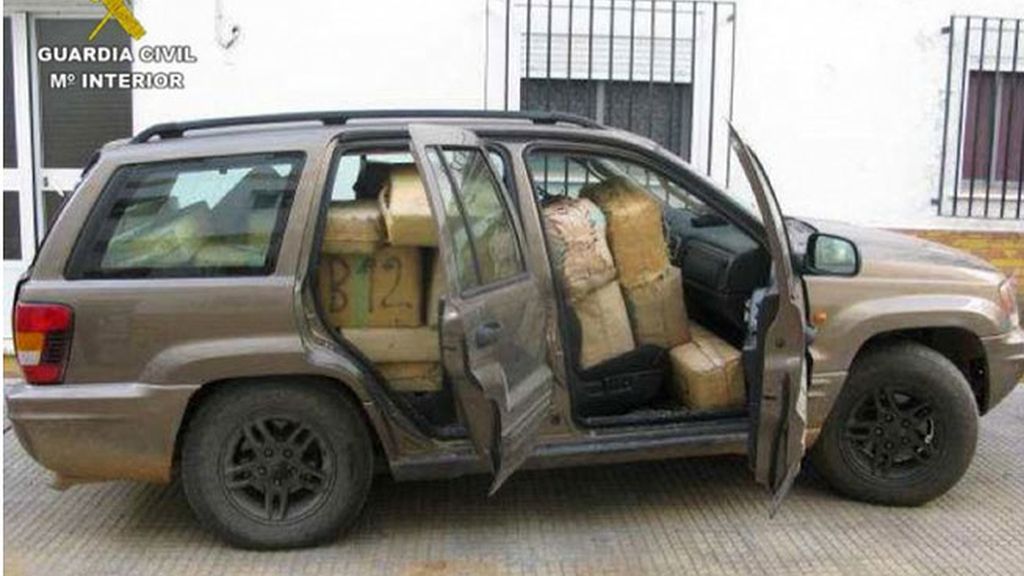 Así transportaba una tonelada de hachís cuando lo detuvo la policía