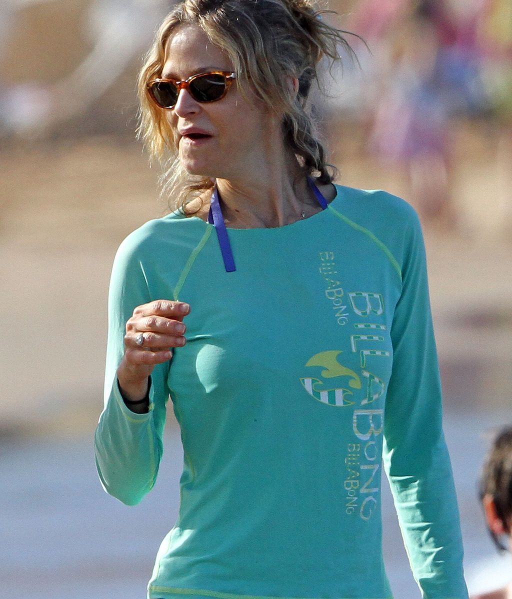 Dan la bienvenida al nuevo año al calor del sol