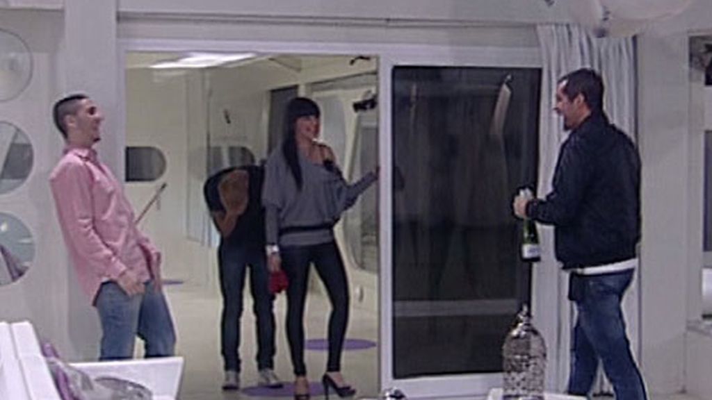 Óscar 'regresa' a la casa de 'GH'