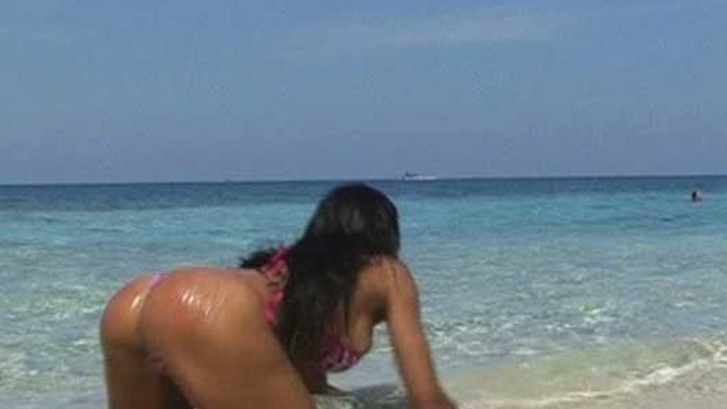 El tanga, la prenda estrella en la isla