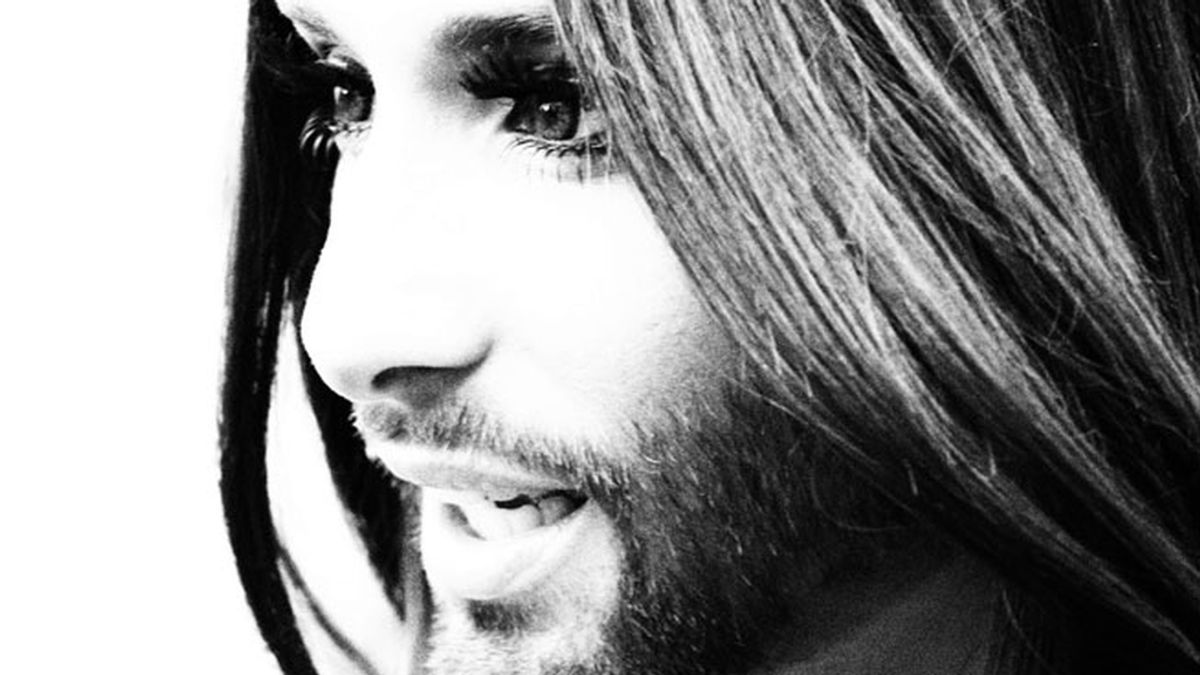 Conchita, en blanco y negro