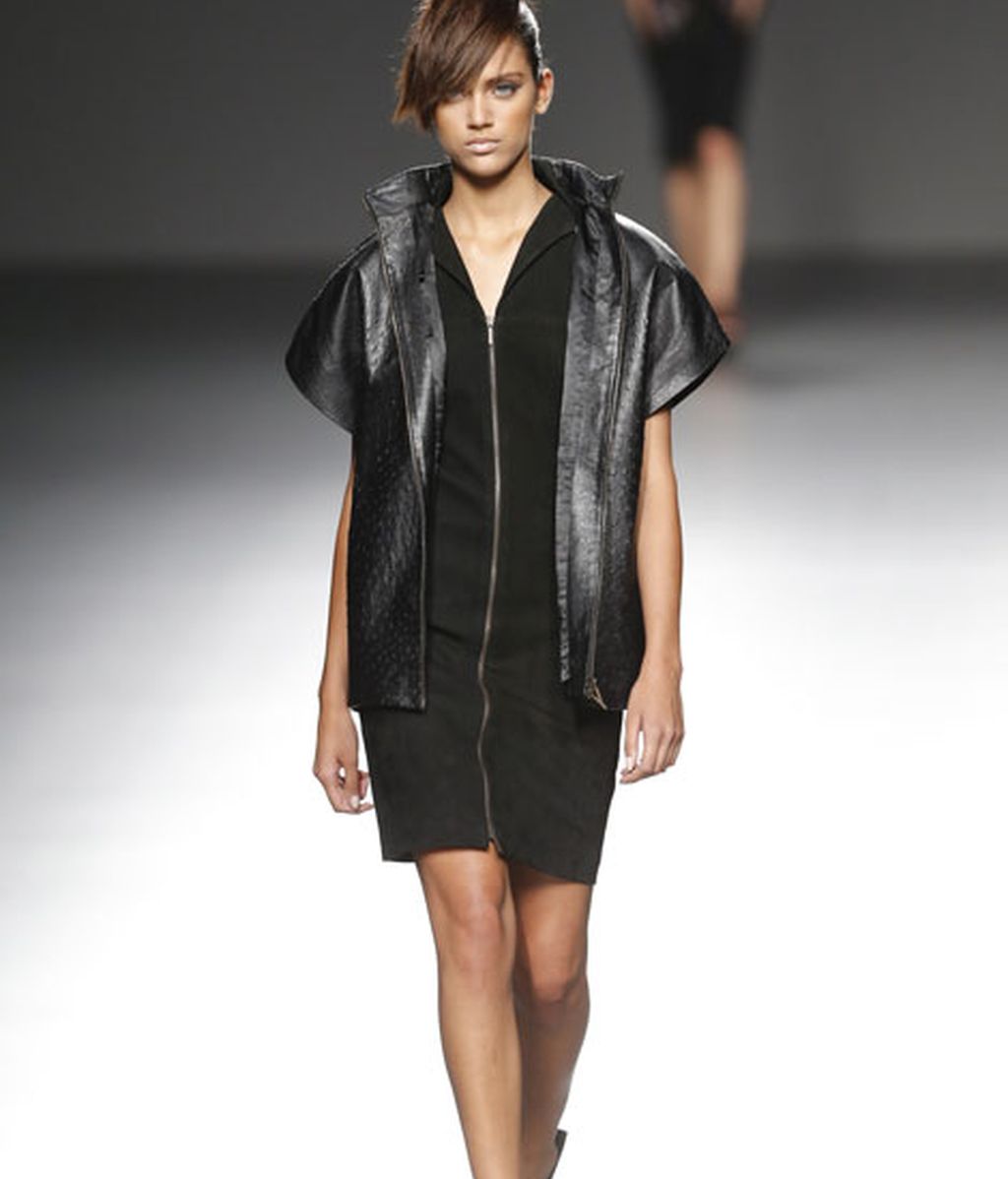 Rojos brillantes y colores de la tierra