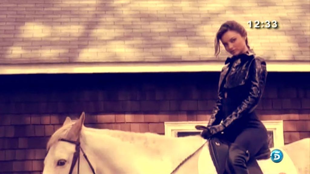 La modelo australiana adelanta la moda del otoño