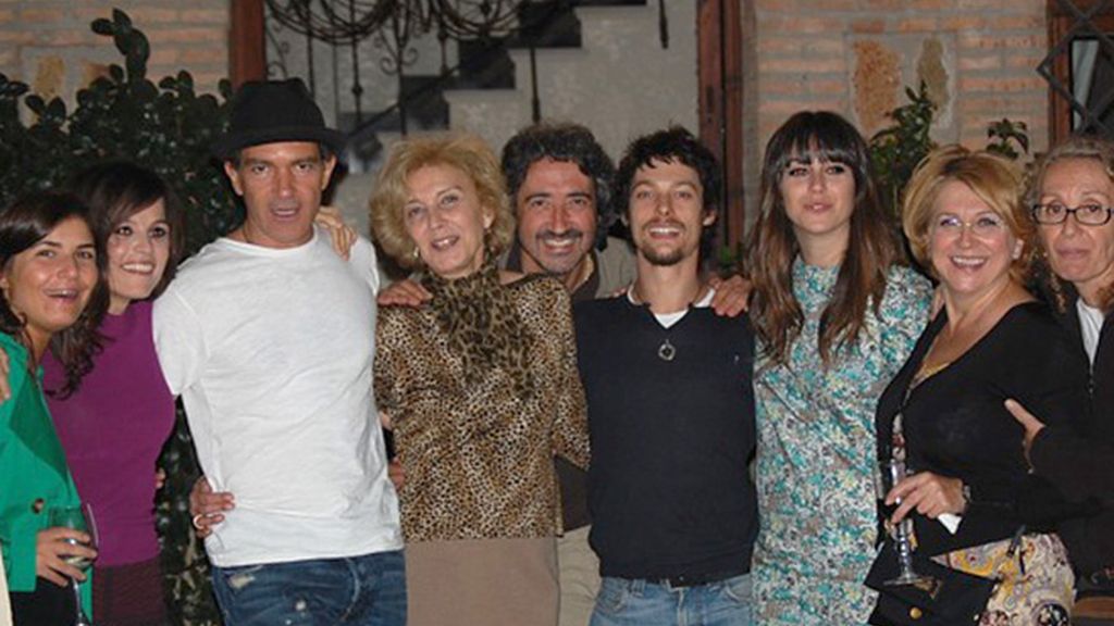 Fiestón del equipo de 'La piel que habito'... sin Pedro