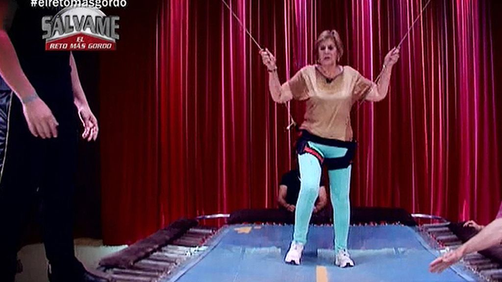 Carmen Bazán se atreve con las acrobacias