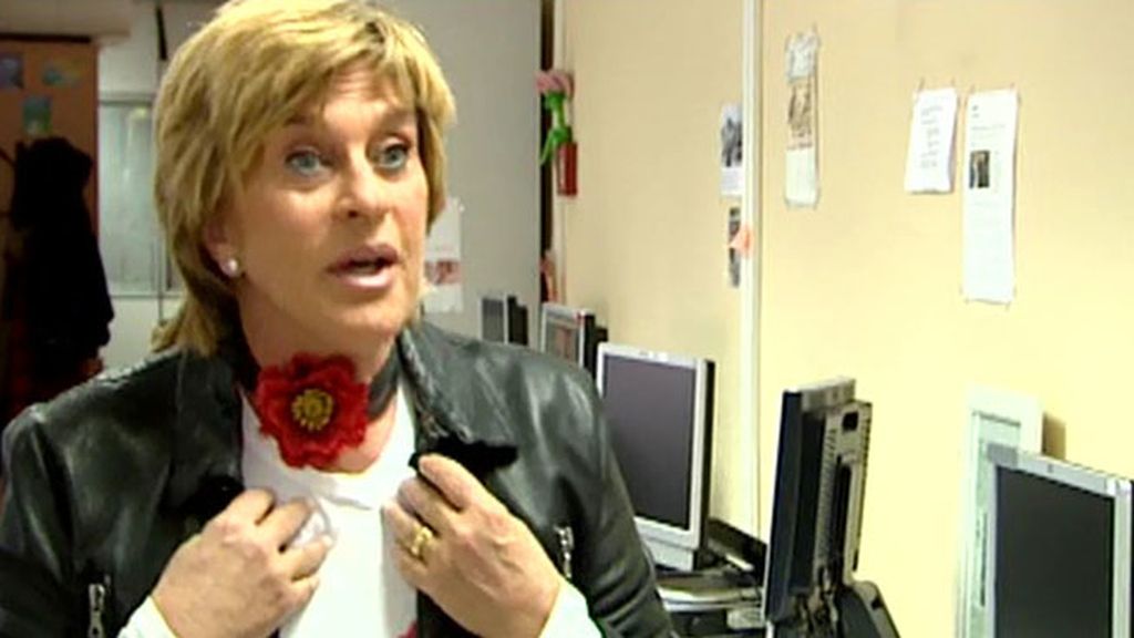 Chelo Gª Cortés aprende de su maestra, Mercedes Milá