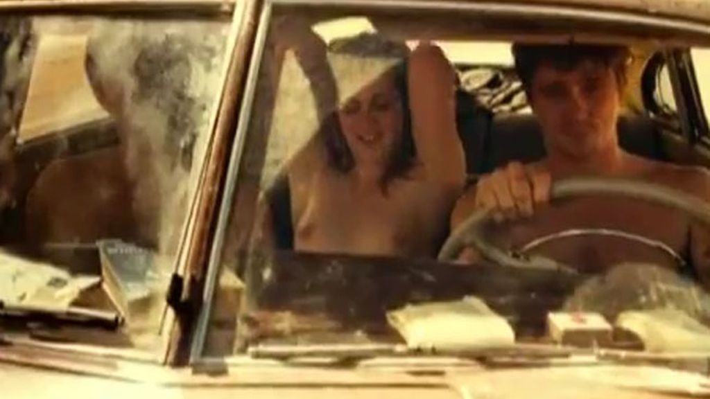 El 'topless' de Kristen Stewart en su nueva peli