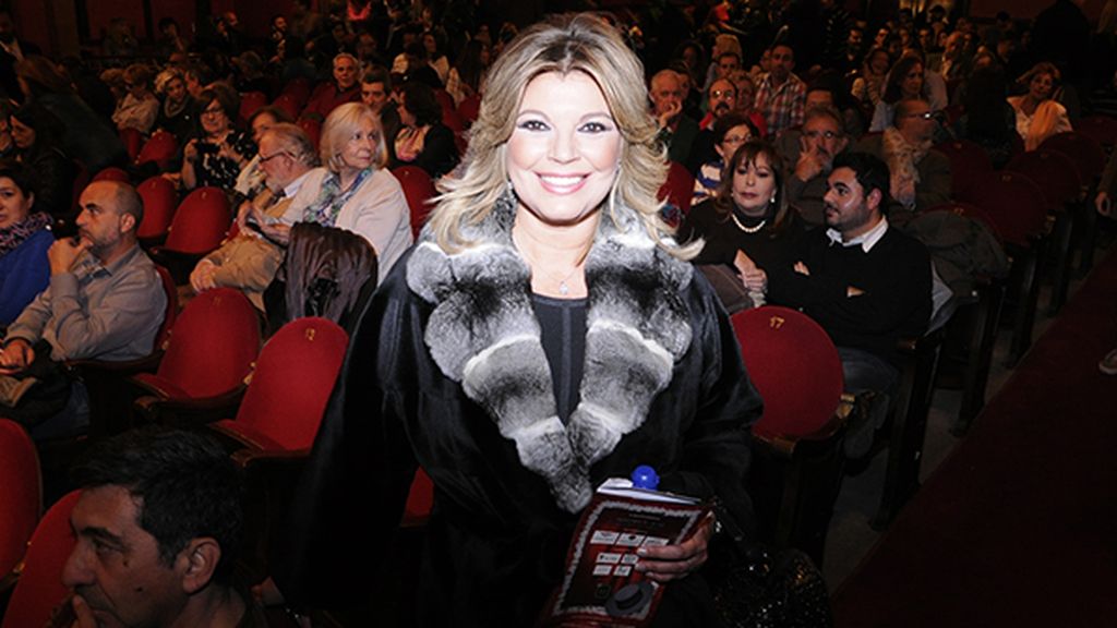 Terelu acudió así de guapa al estreno de esta obra producida por Jorge Javier