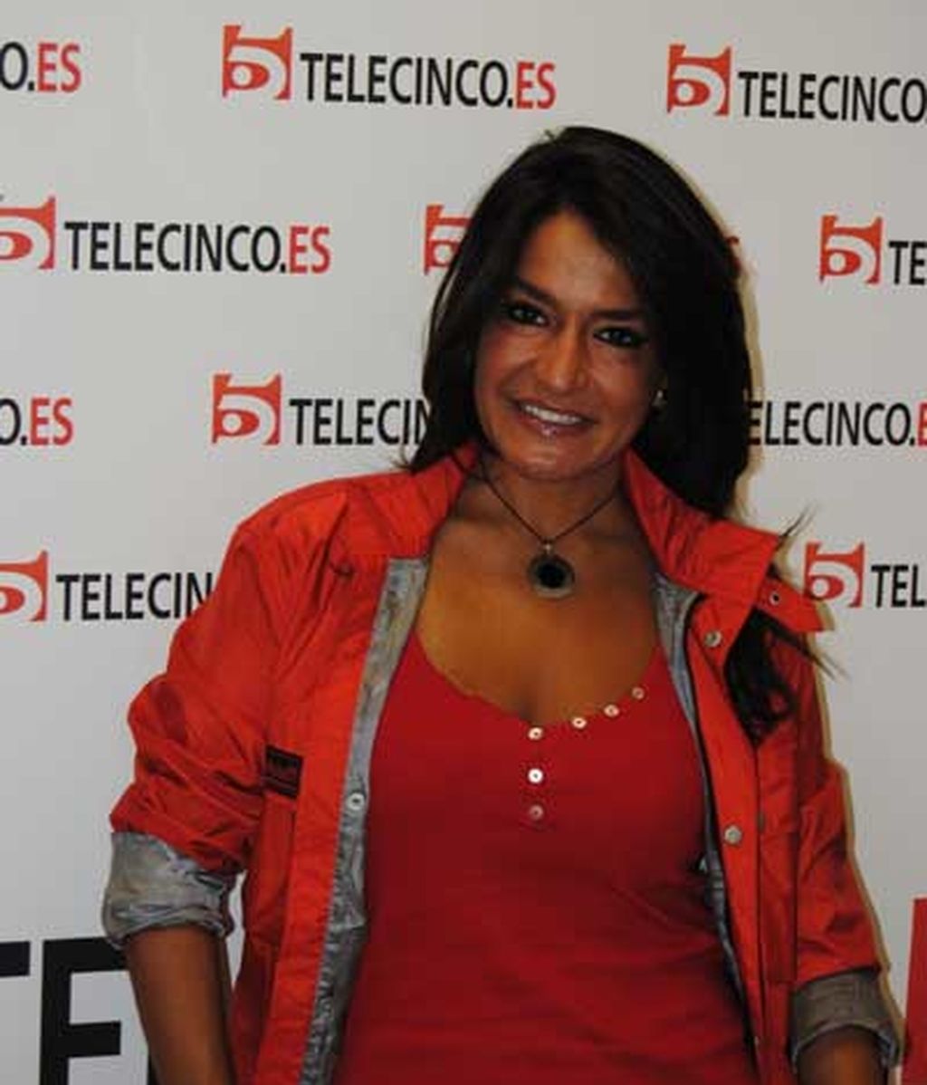 Aída Nízar visita telecinco.es