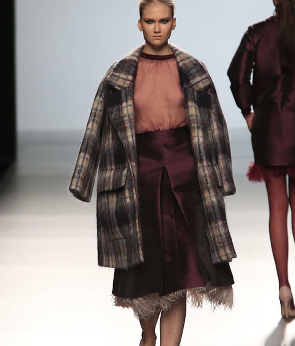 Sofisticación y elegancia en azules, rosas y burdeos