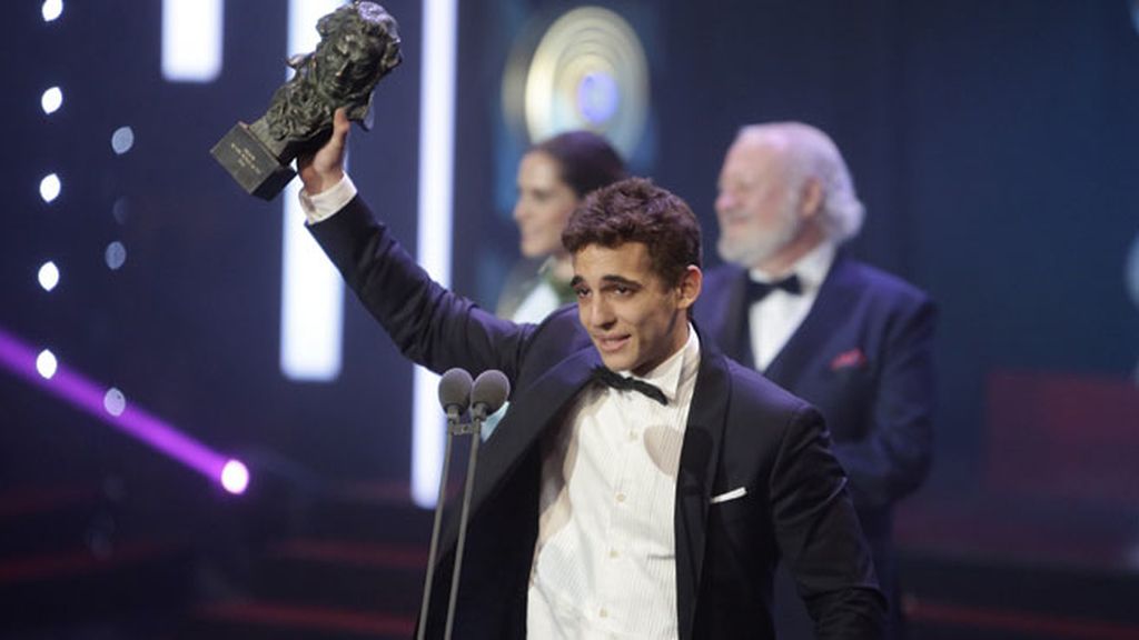 Miguel Herrán, Mejor Actor Revelación a Daniel Guzmán: "Me has dado una vida nueva"