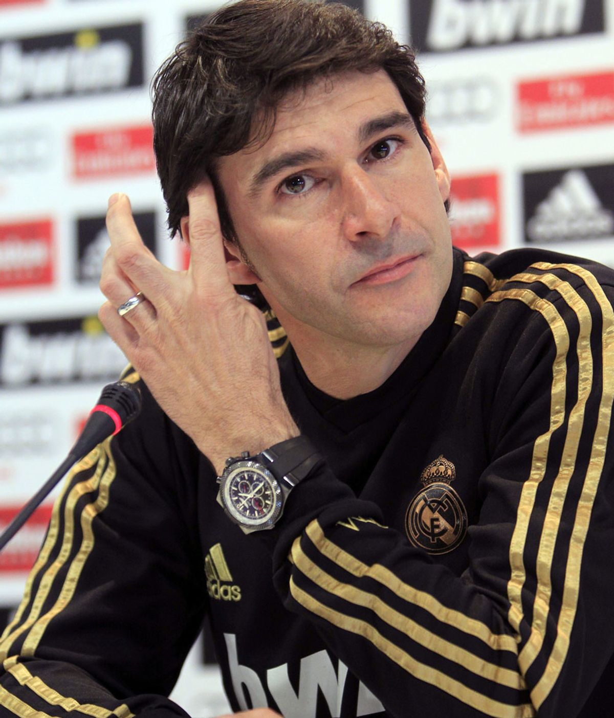 Karanka durante la rueda de prensa previa al derbi Karanka durante la rueda de prensa previa al derbi