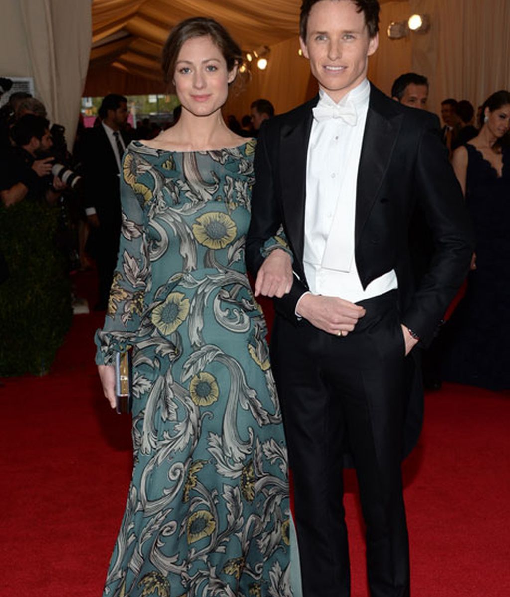 Eddie Redmayne y su novia Hannah Bagshawe