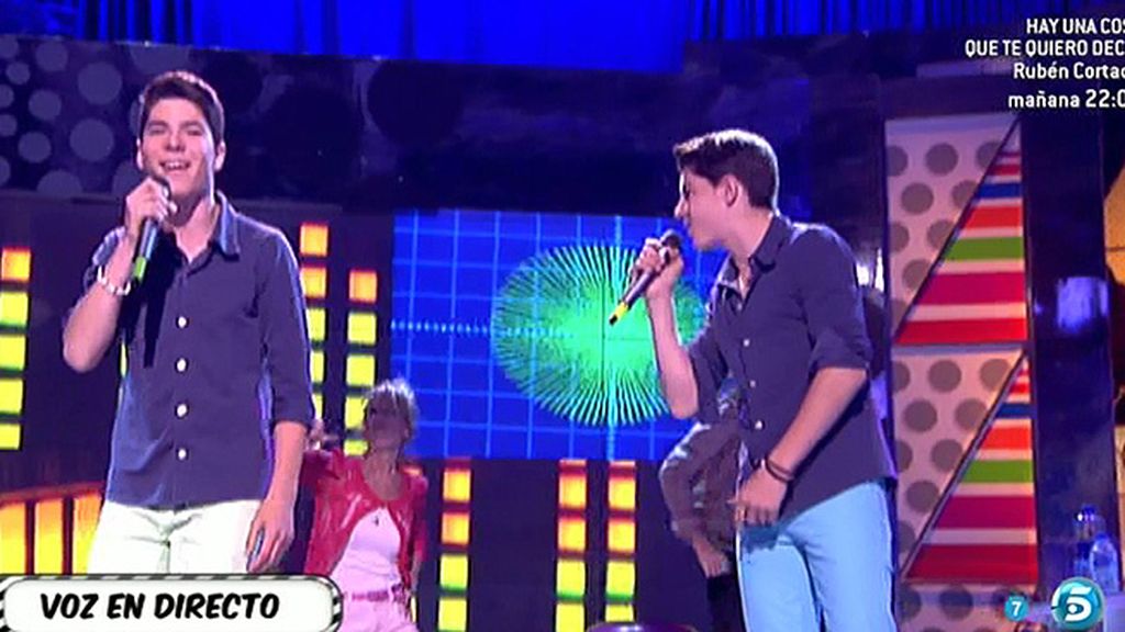 Jesús y Daniel presentan en 'Sálvame' el tema 'Lo mejor está por venir'
