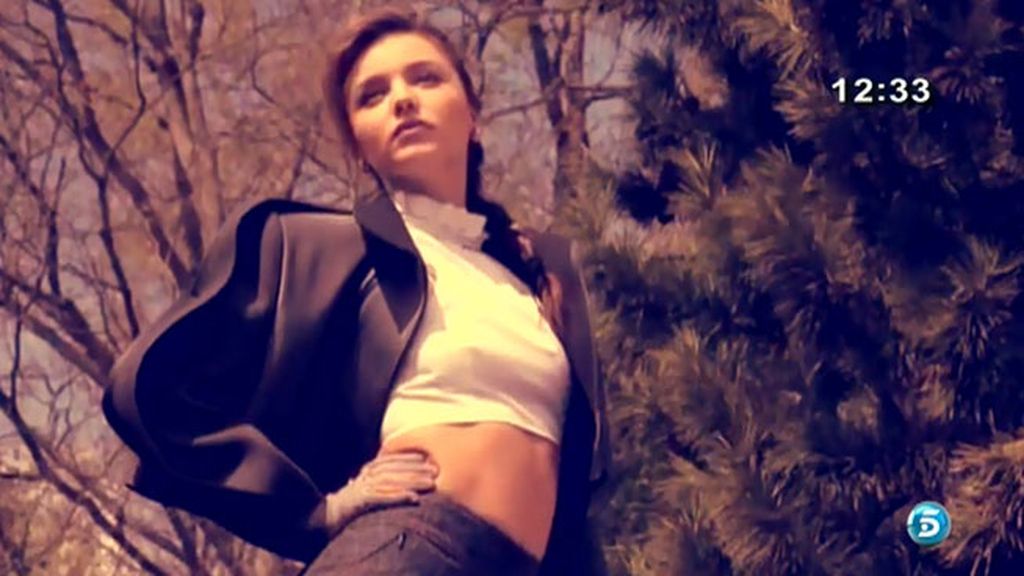 La modelo australiana adelanta la moda del otoño