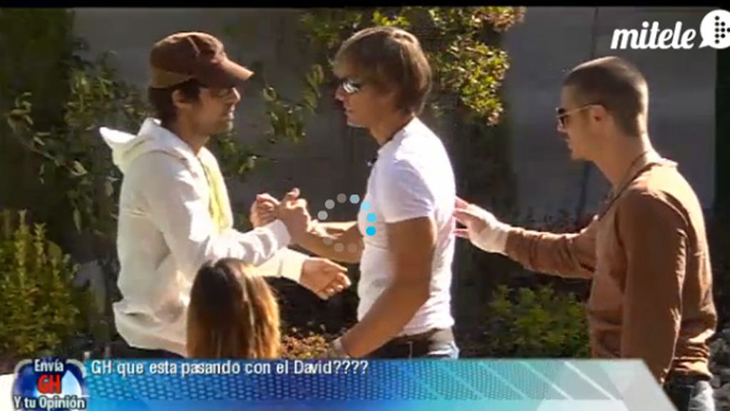 David abandona la casa