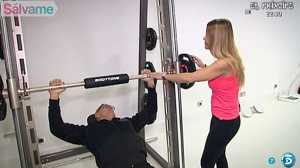 Sesión con su coach, con el médico y con su entrenadora, Makoke