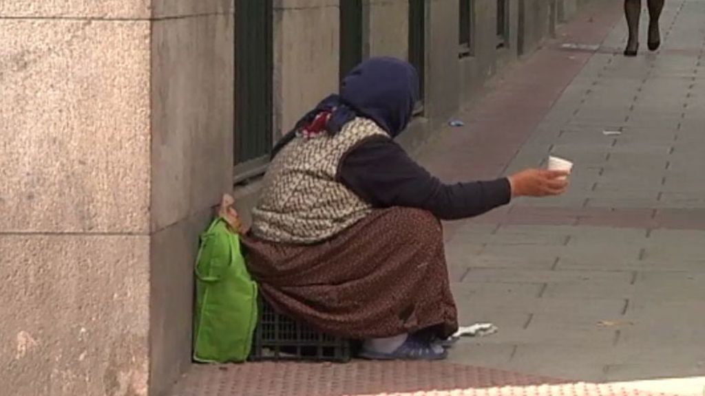 Callejeros se acerca a personas que 'pasan hambre'