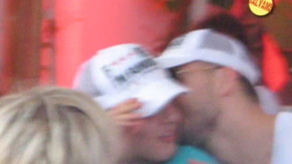 Piqué: Acuéstate conmigo, soy famoso