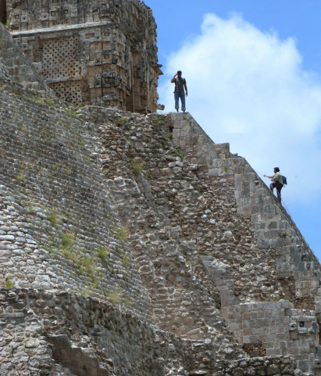 a uxmal hombres