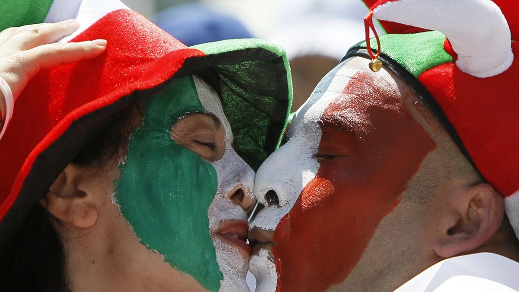 La afición española gana por goleada a la italiana