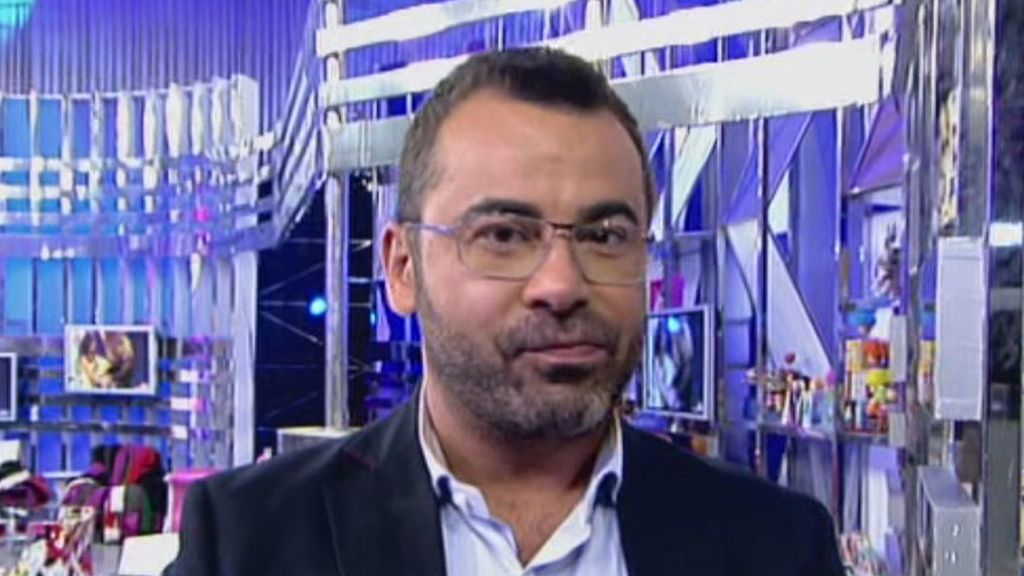 No logran reprimir las lágrimas ante la entereza de la periodista