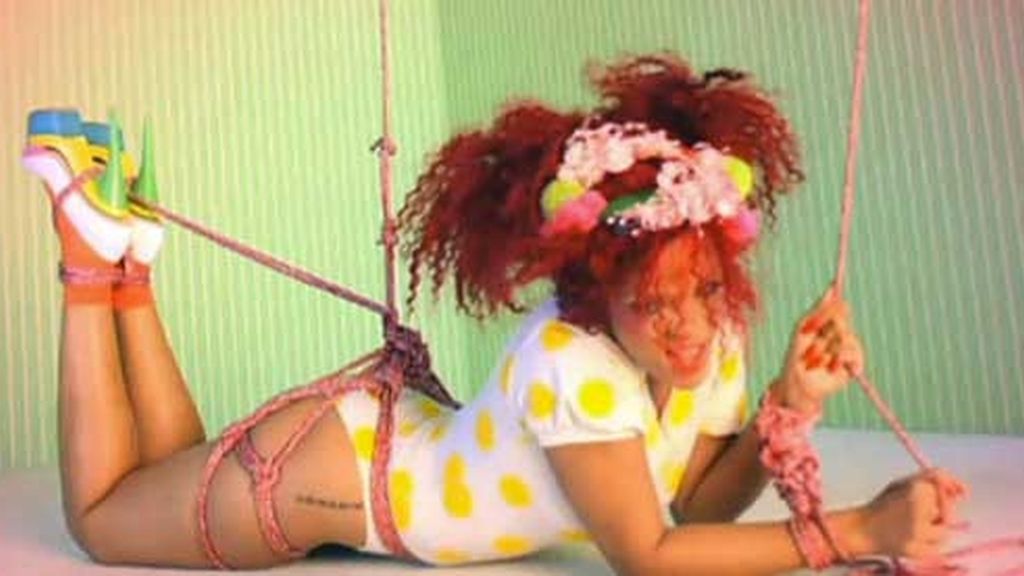 Las caras de Rihanna en su nuevo video