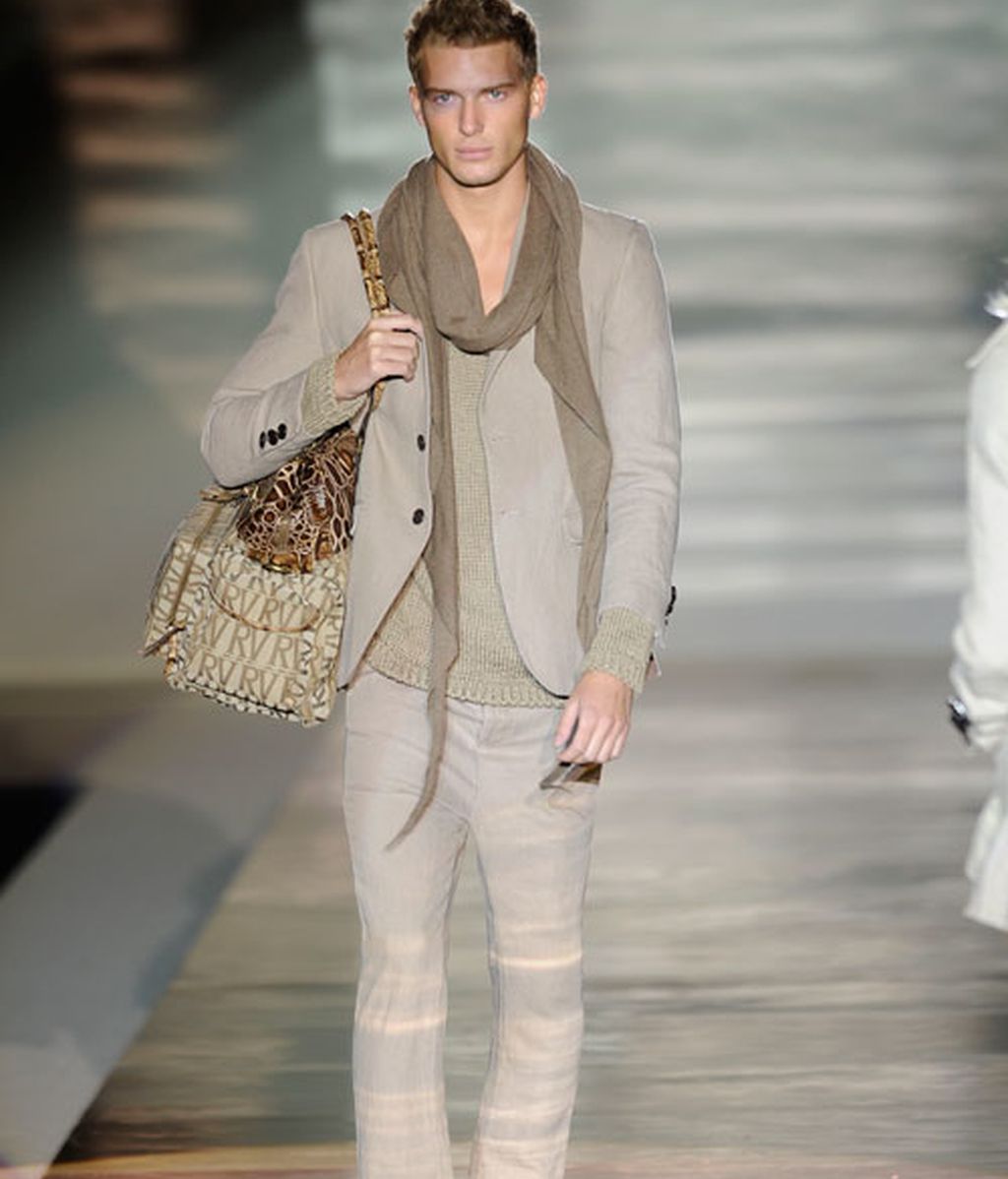 Roberto Verino apuesta por los tonos tierra