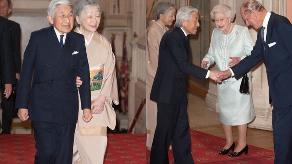 Los emperadores de Japón, Akihito y Michiko