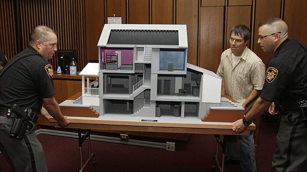 La 'casa de los horrores' de Cleveland, vista por dentro