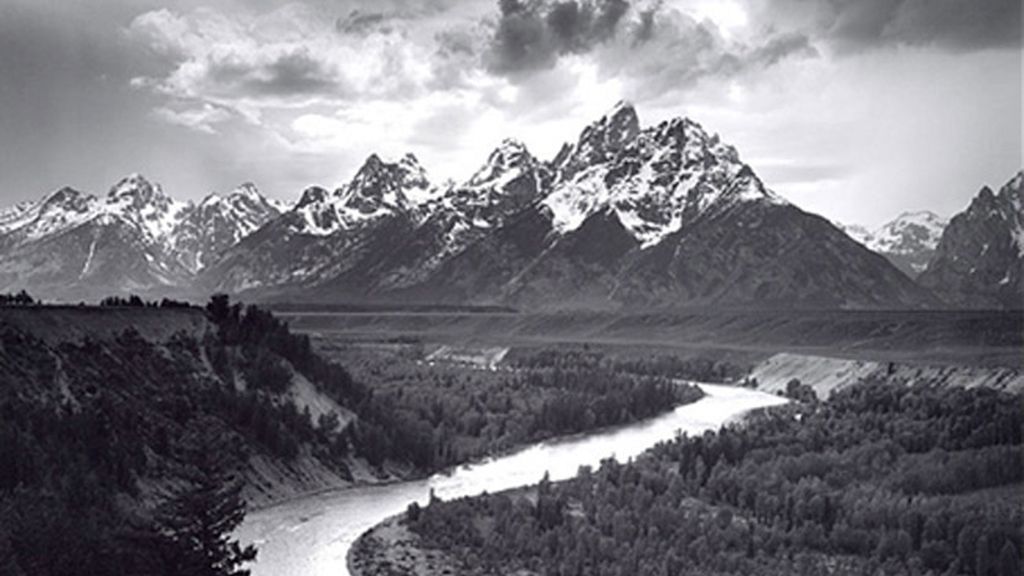 El Snake River recorre Wyoming entre feroces cordilleras El Snake River recorre Wyoming entre feroces cordilleras