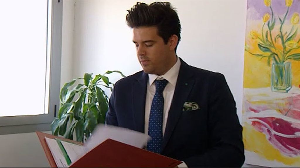 Armando y Alexis, dos hombres de negocios que buscan la mujer perfecta