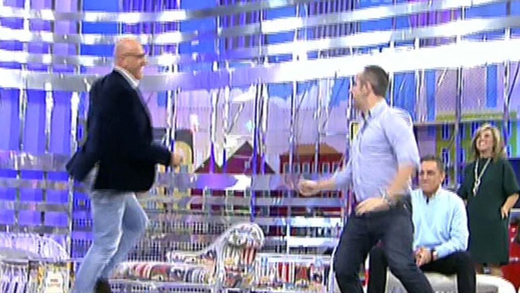 Víctor, a Kiko: "Tienes una cadencia en la cadera..."