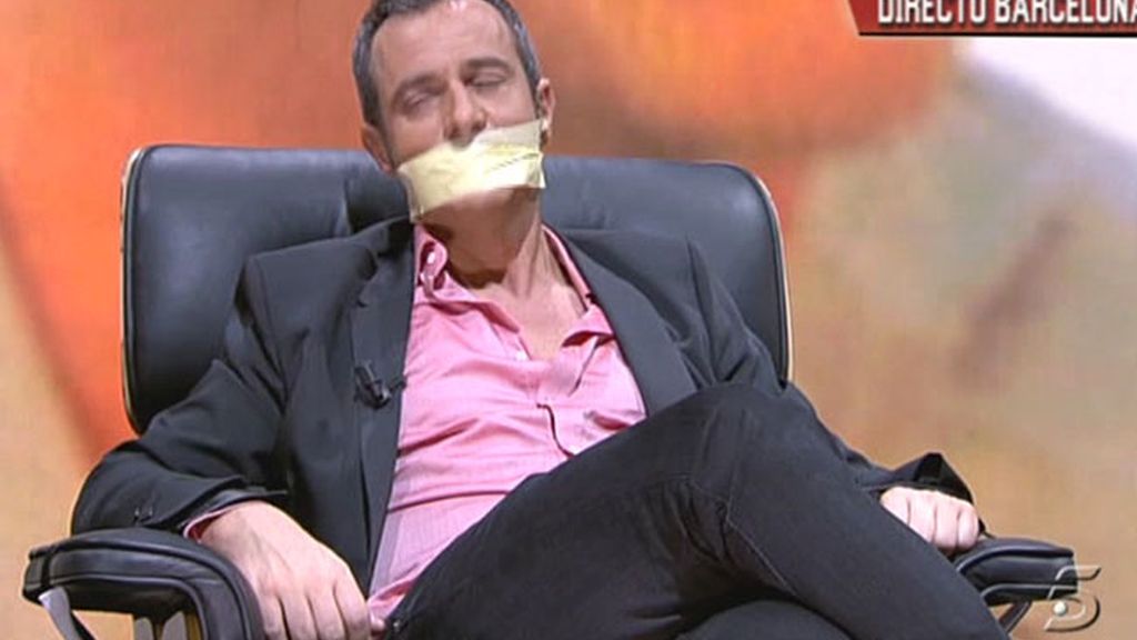 Víctor entra en 'La Caja Deluxe'