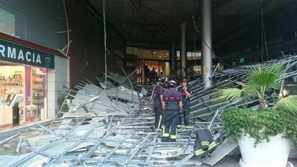 Centro Comercial Arena. Foto: @bombersvalencia