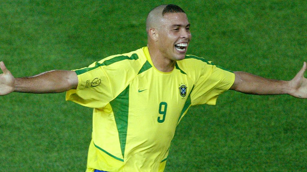 Ronaldo: El 'auto peinado' más famoso del fútbol