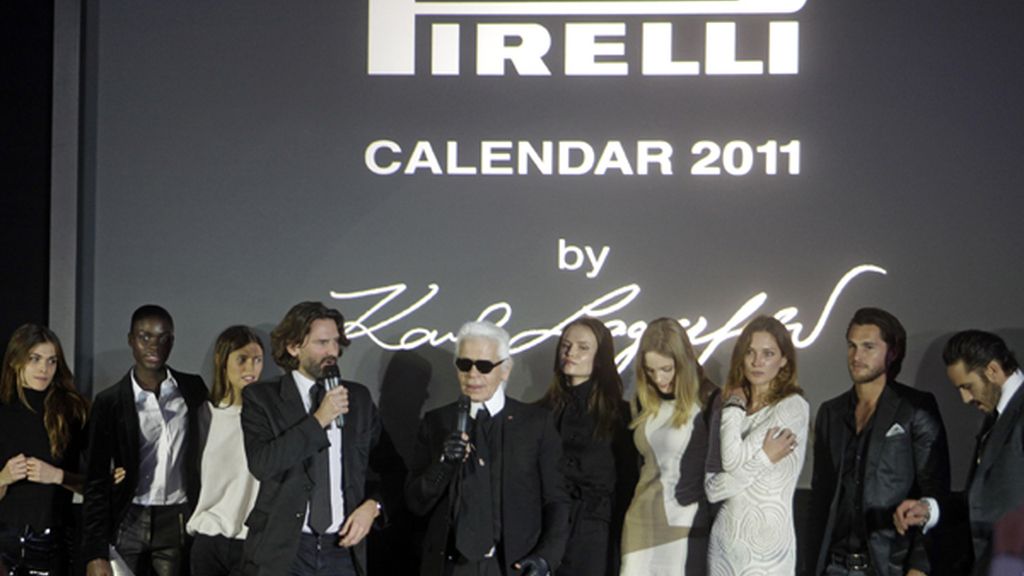El calendario Pirelli 2011 by Karl Lagerfeld