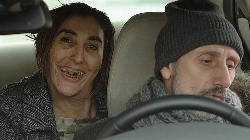 Paz Padilla (La Chusa) acude al mercadillo benéfico de Montepinar