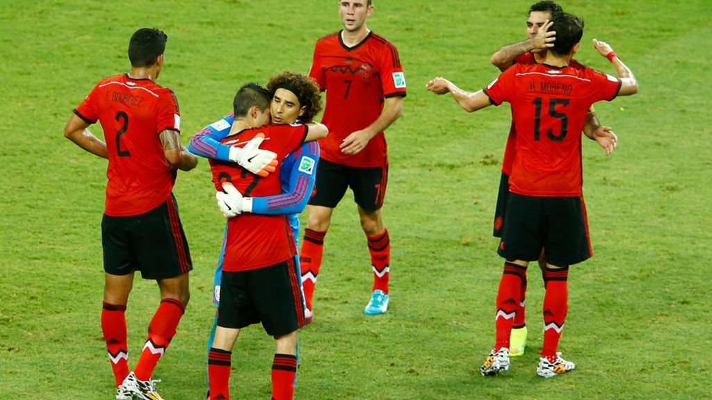 Cuatro paradas para la historia del fútbol mexicano