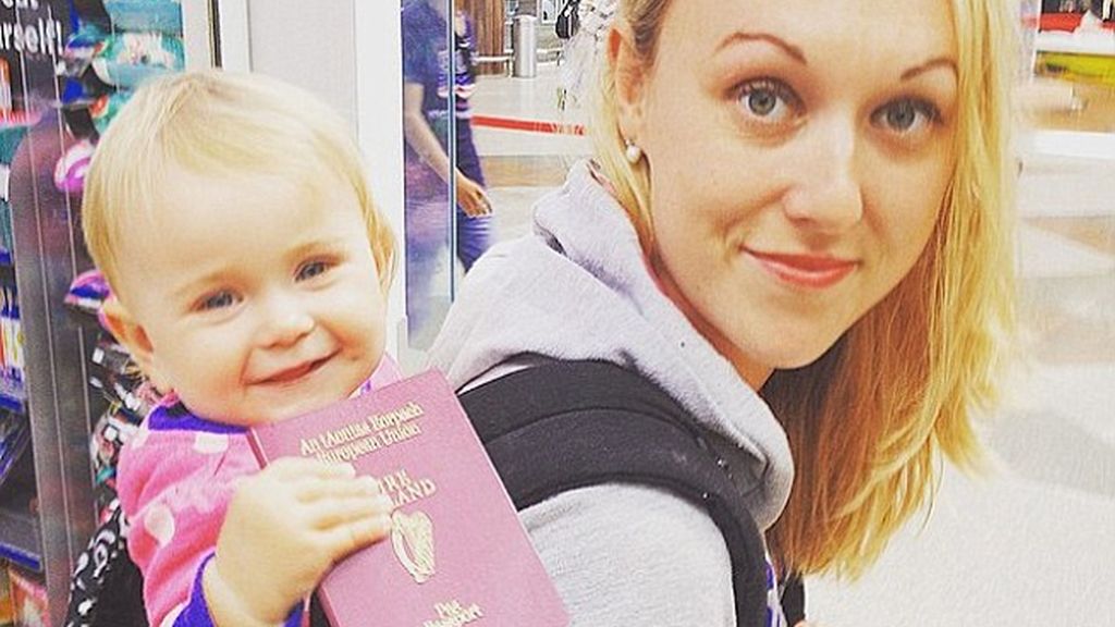 La viajera más pequeña del mundo recorre el globo en 10 meses