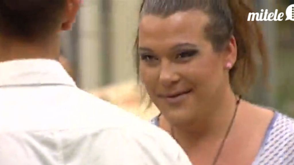 Desi canta a Juancar 'Se nos acabó el amor'