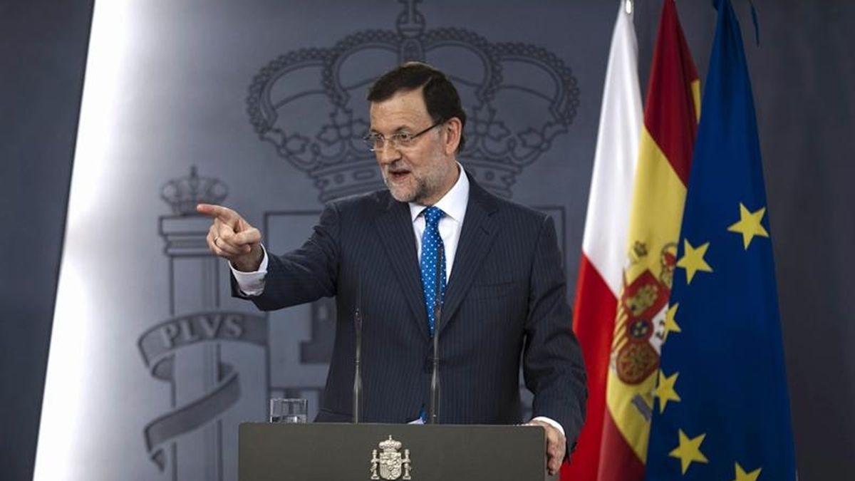 Rajoy tiene que enfrentar a la prensa y hablar del caso Bárcenas