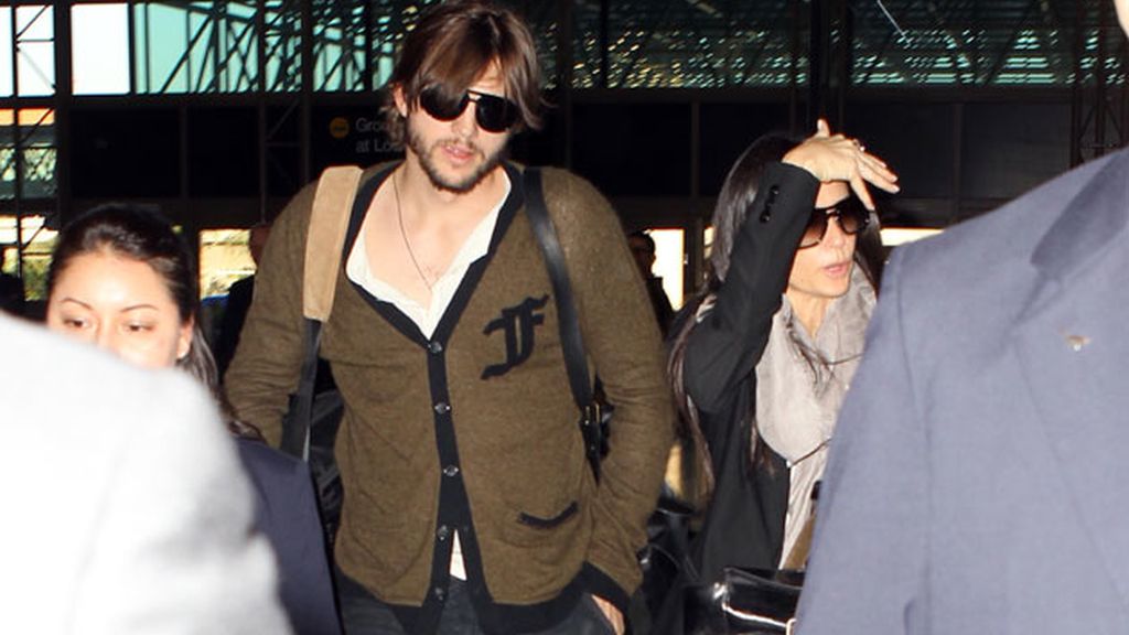 Demi Moore y Ashton Kutcher, dos viajeros más en EEUU