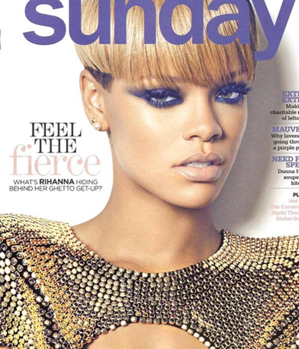 Rihanna vuelve a posar muy sugerente en la revista 'Sunday'