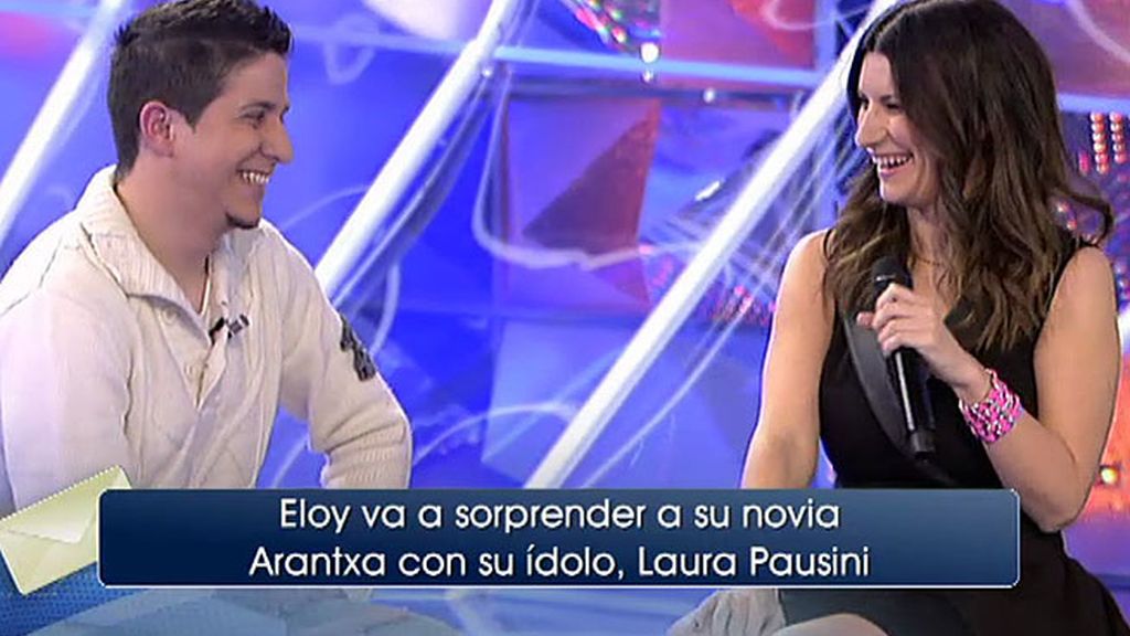 Laura Pausini sorprende y emociona