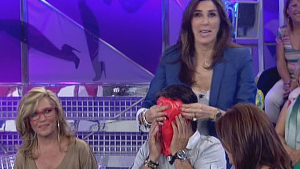 Una mascarilla usada, motivo de discordia entre colaboradora y presentadora