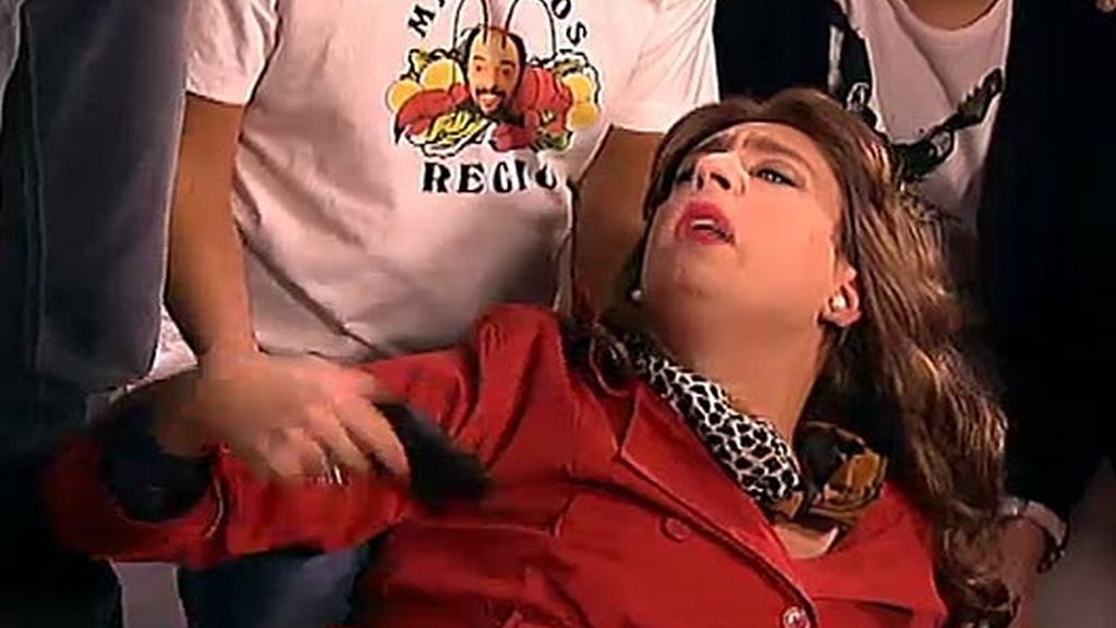 ¡Antonio Recio cree que es gay!