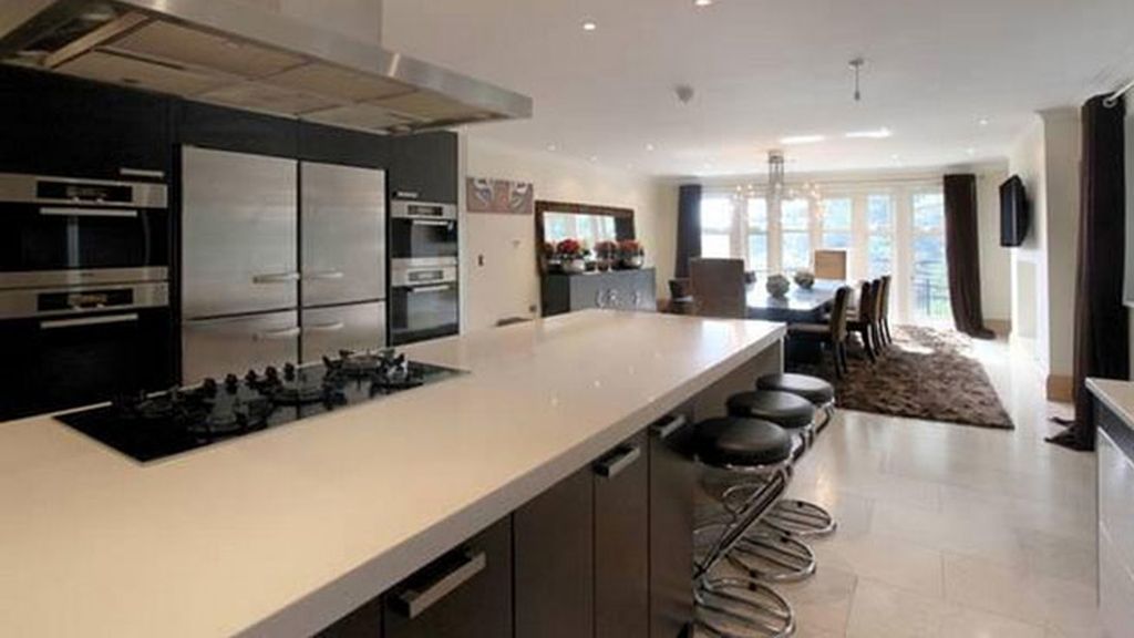 La mansión, típicamente British, está en Alderley Edge