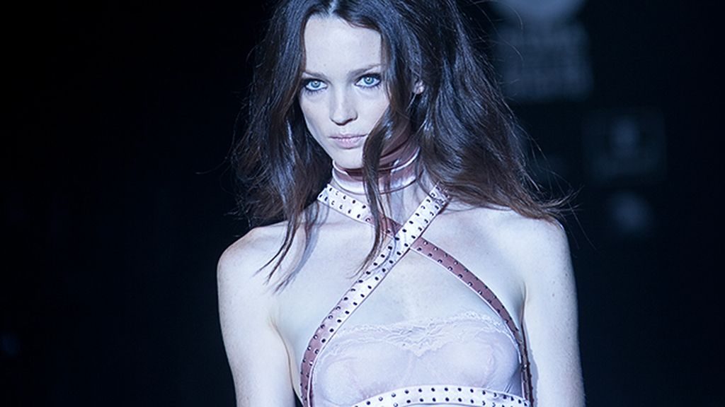 Desfile Andrés Sardá ss14 (2)