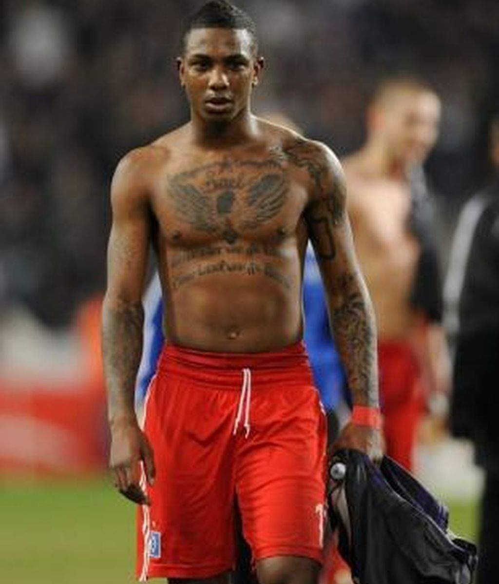 Eljero Elia, el quid de la prohibición de los tatuajes Eljero Elia, el quid de la prohibición de los tatuajes